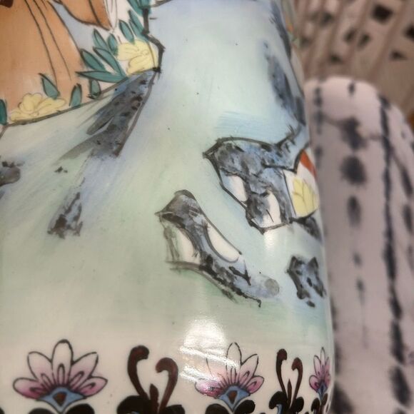 Vintage Porcelain Hand-Painted Vase/Umbrella Stand Geisha & Flowers 18”x8.5” - Picture 16 of 16